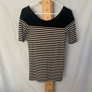 Forever  21 Essentials striped T-shirt Medium